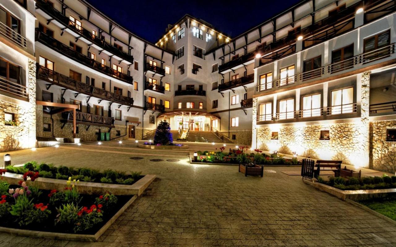 Apart-Hotel Chale Graal Truskavets Exterior foto
