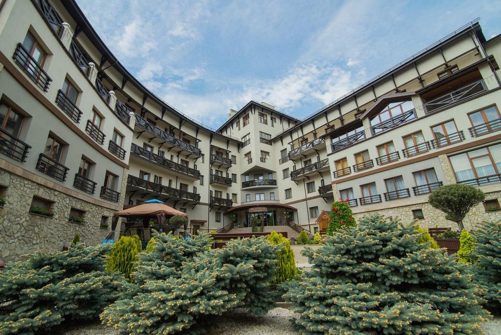 Apart-Hotel Chale Graal Truskavets Exterior foto